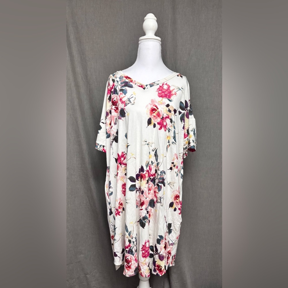 1 clique Floral Print V-Neck Dress, Size: 2X, NWOT